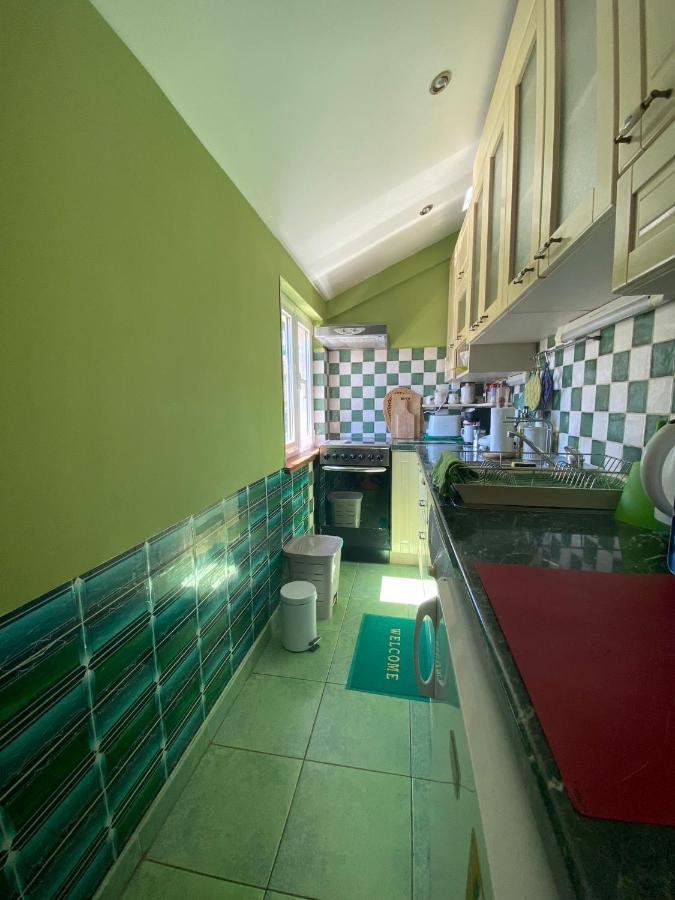 Cosy Accommodation In The Center Of Сплит Екстериор снимка